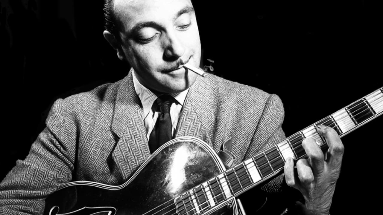 Django Reinhardt, trois doigts de génie Background