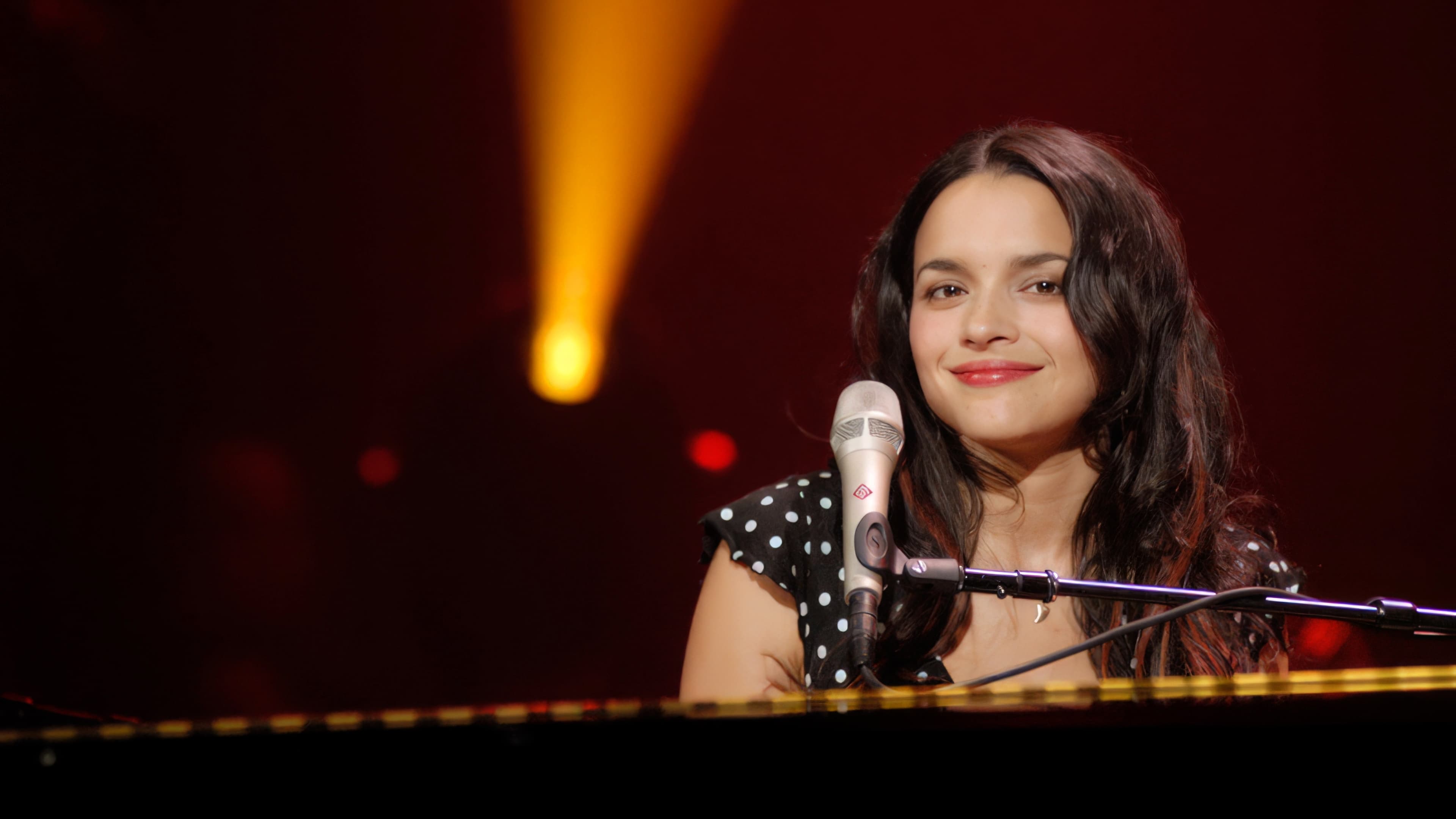 Norah Jones: Live From Austin, TX Background