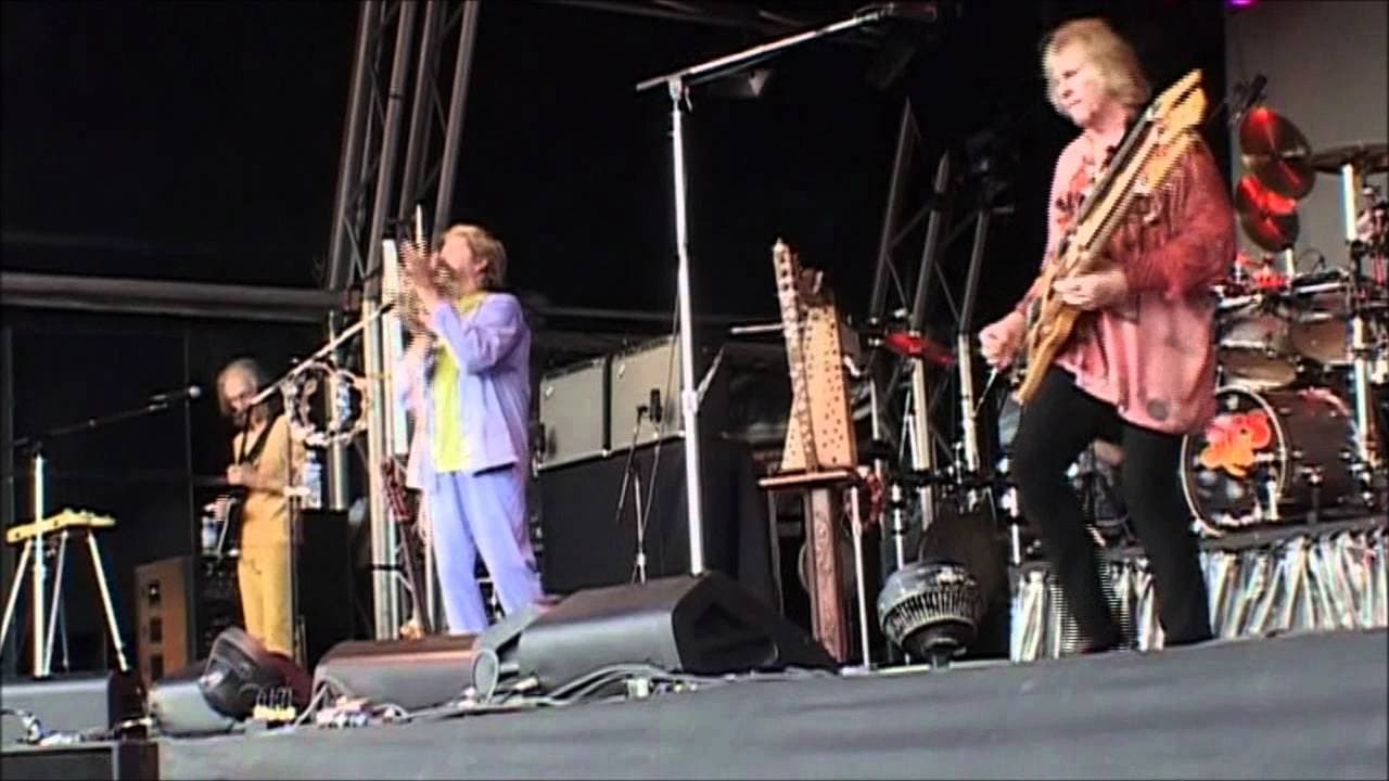 Yes - Live at Glastonbury Festival Background