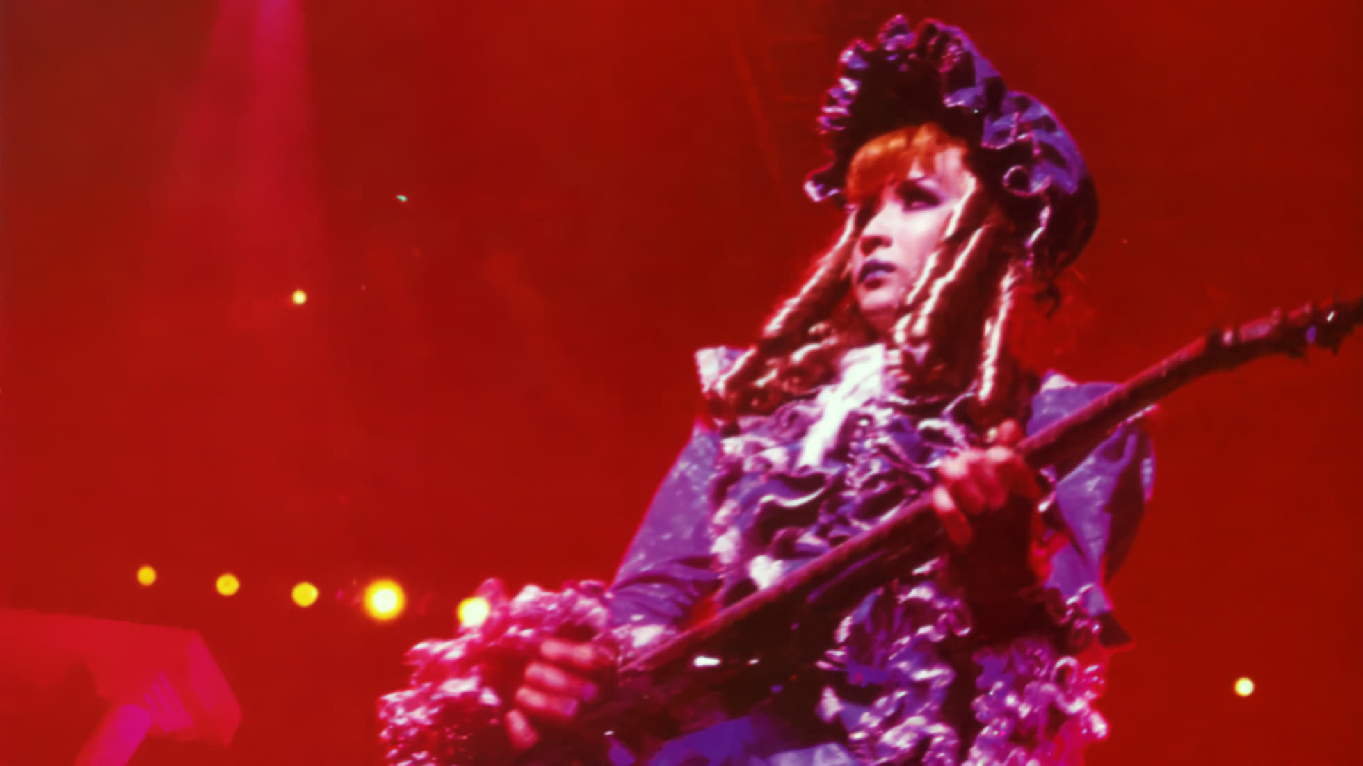 MALICE MIZER: merveilles ~Shuuen to Kisuu~ l'espace Background